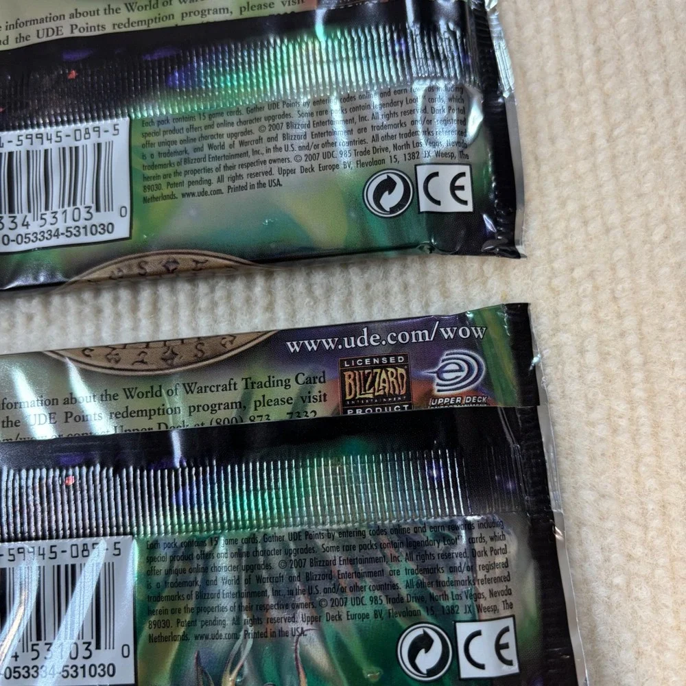 World of Warcraft Through the Dark‎ Portal 2 Sealed Packs & Oversized Hero Card